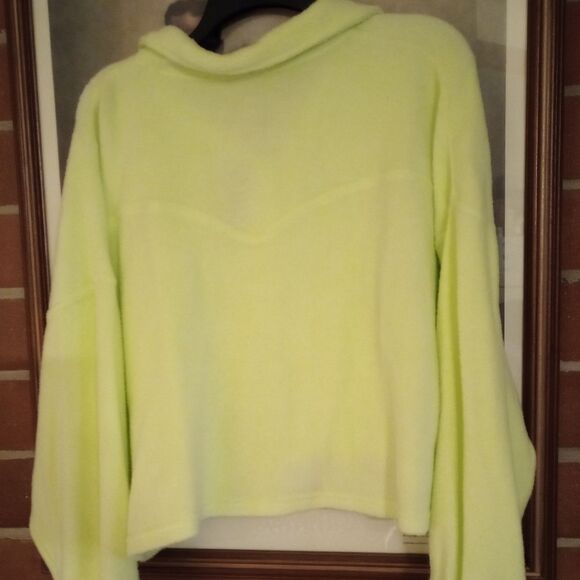 🆕🧥Wild Fable Fleece Shacket - Vibrant Yellow - Picture 6 of 7